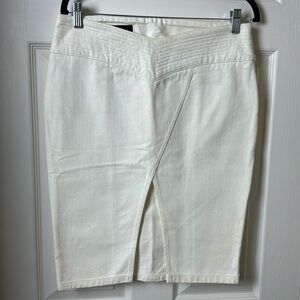 GUCCI White Denim Skirt - Size 44 EU (US 8)